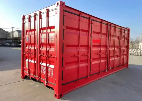 Contenedor de 20 pies con acceso lateral