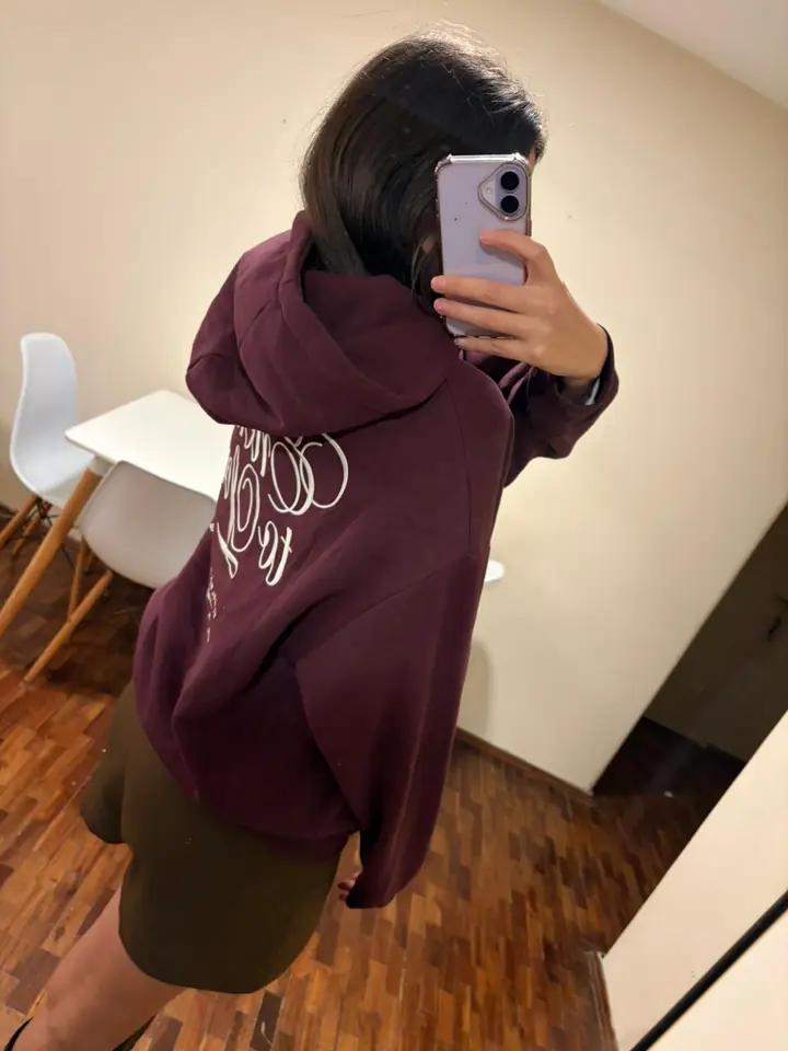 Hoodie bordado espalda
