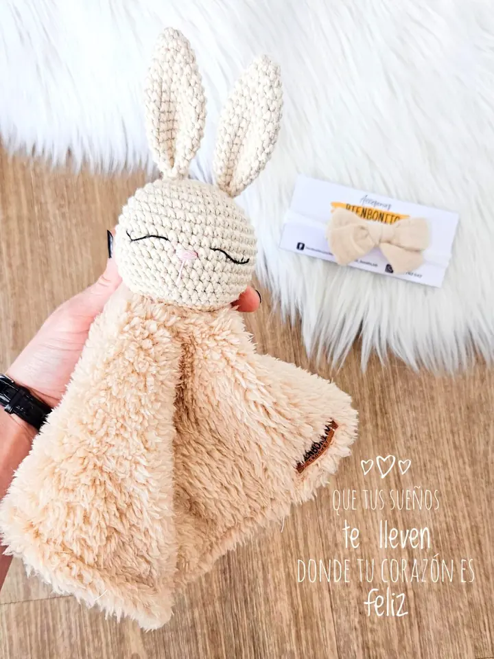 Mantita de Apego Conejita Tela Peluche