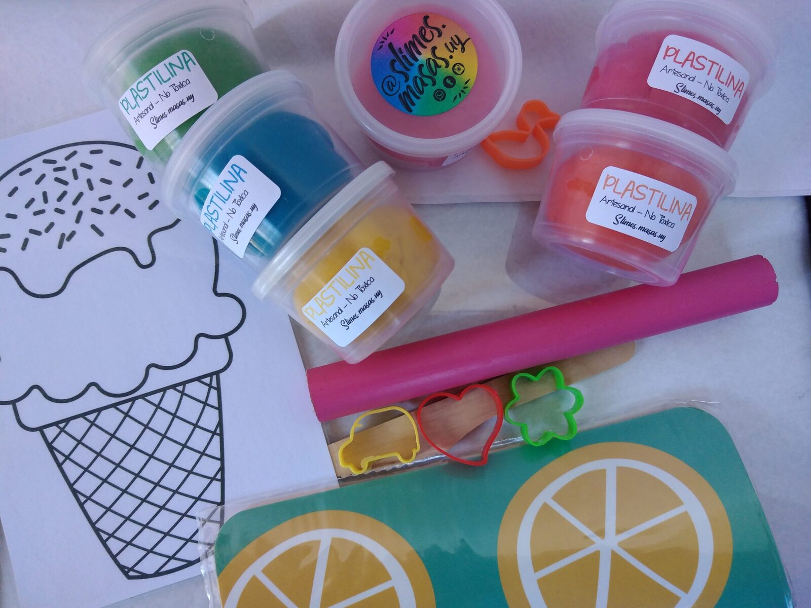 Pack de 6 Plastilinas + Accesorios