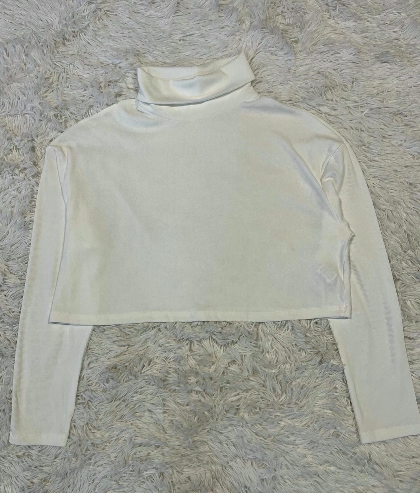 Polera corta suelta blanca