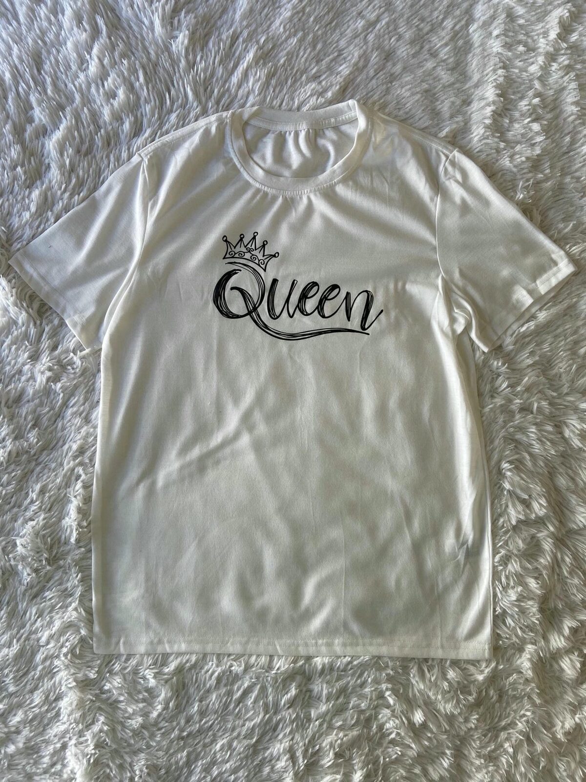 Remera blanca queen