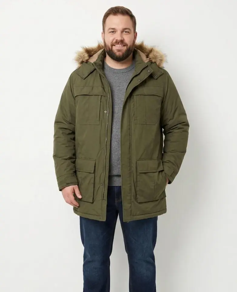 Campera de abrigo verde capucha peluda desmontable