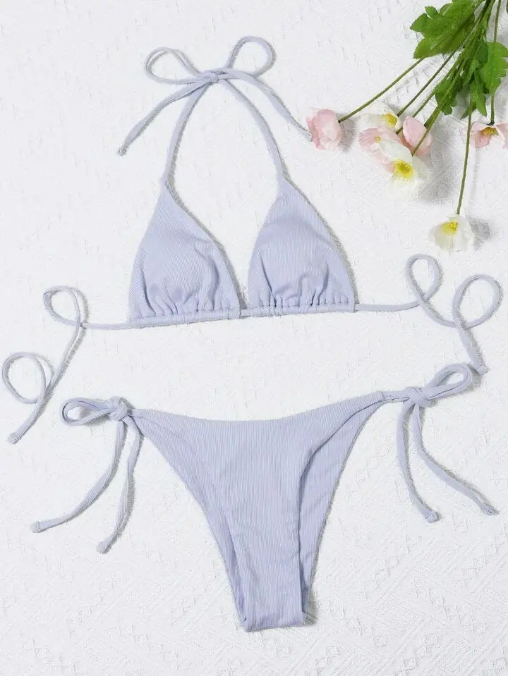 Bikini malla triangulo celeste atada