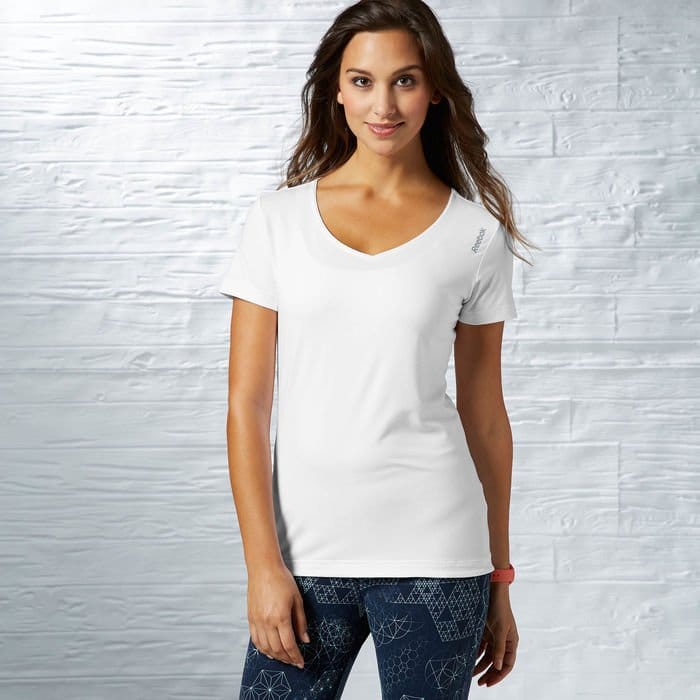 Remera blanca Reebok Cuello en V Z80891