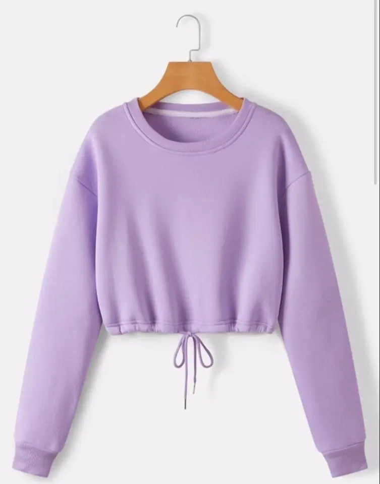 Crop top lila con cordón