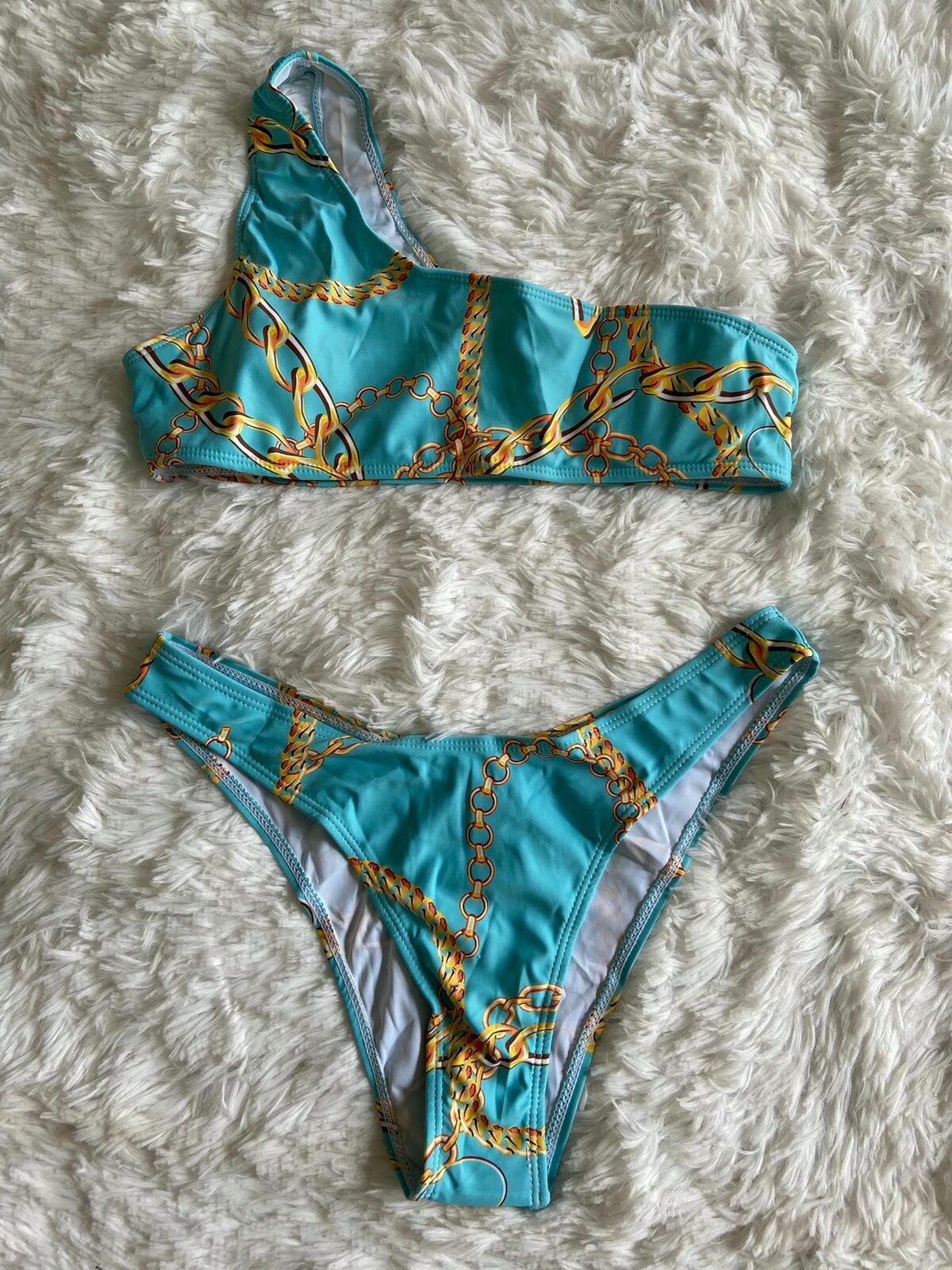 Bikini malla celeste diseño cadenas