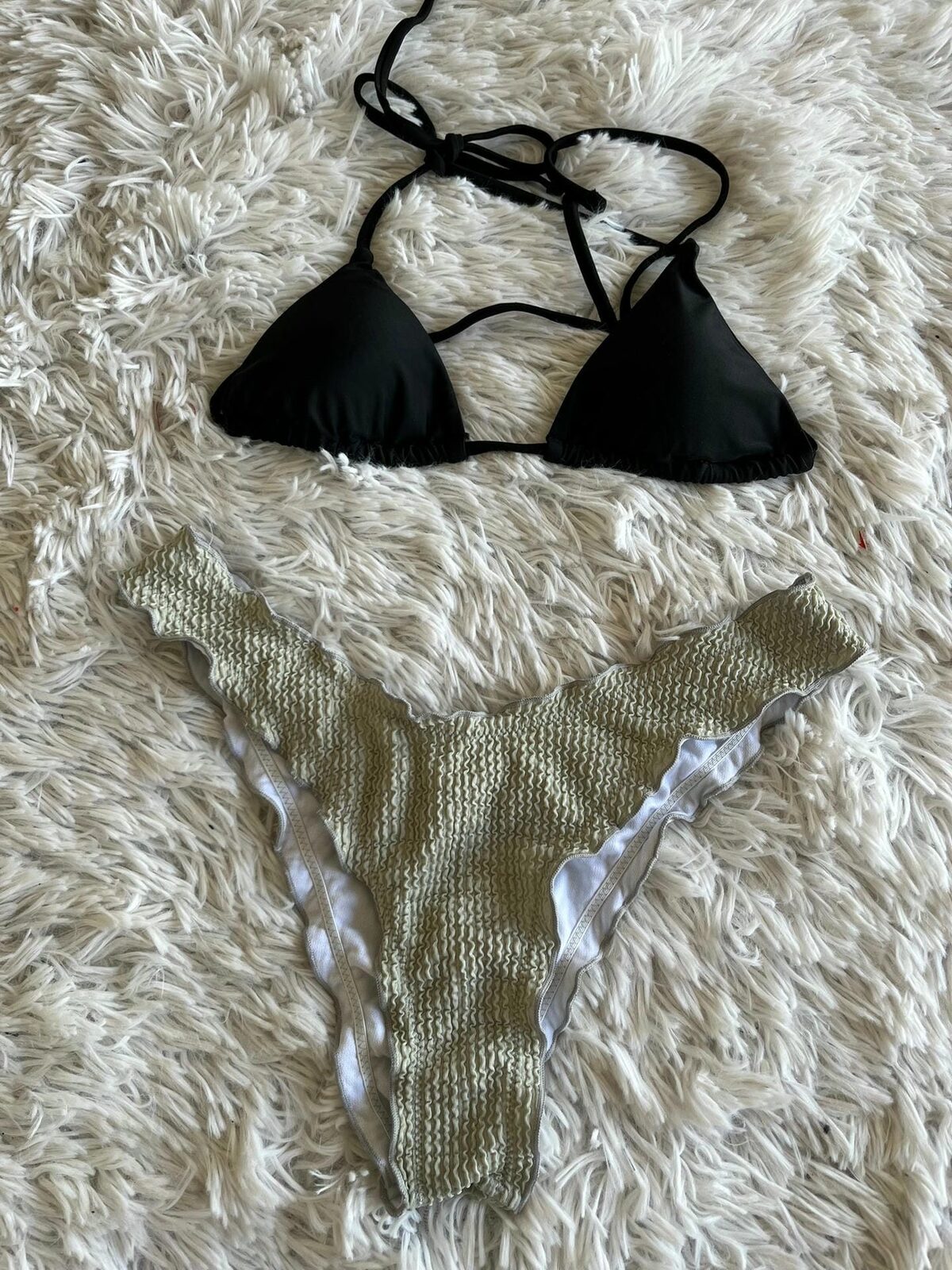 Bikini verde y negra