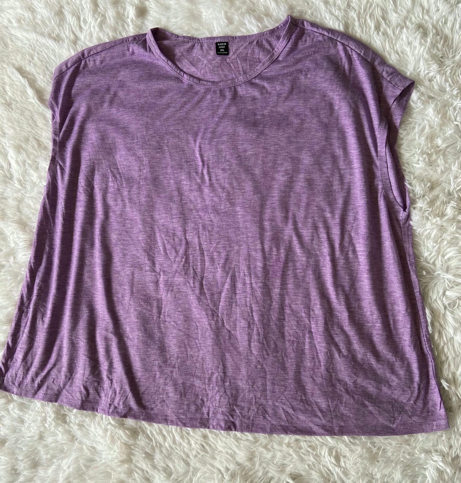 Remera lila mangas caidas