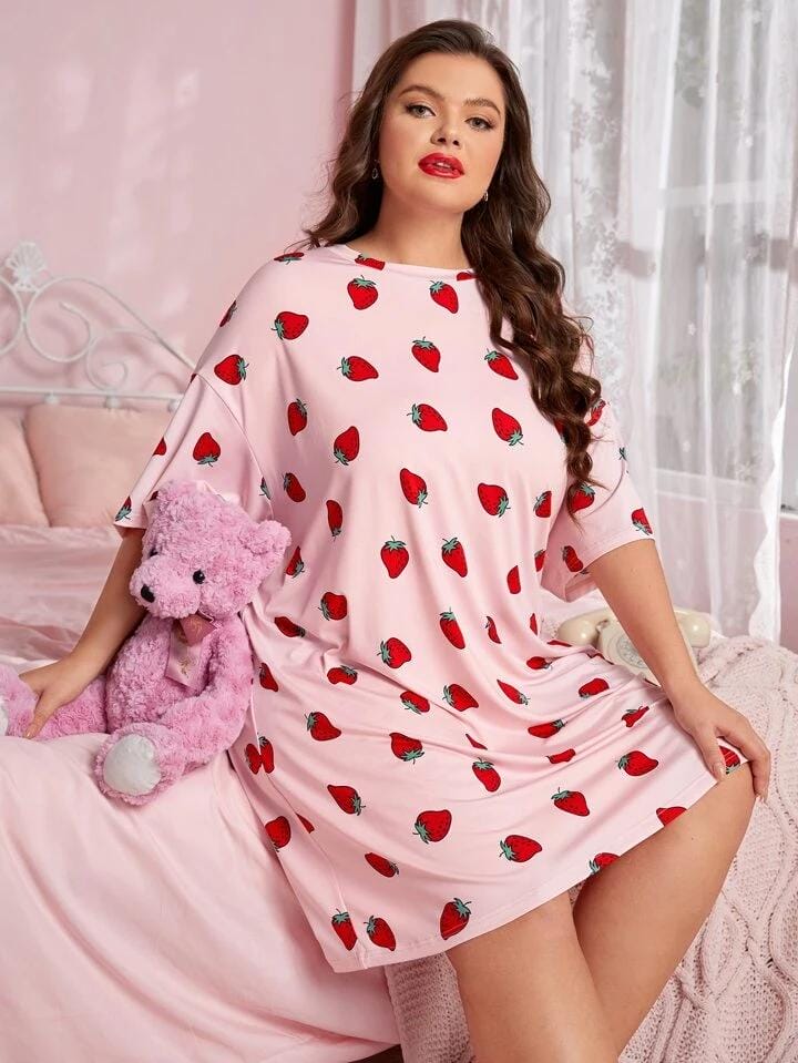 Camison rosa con frutillas