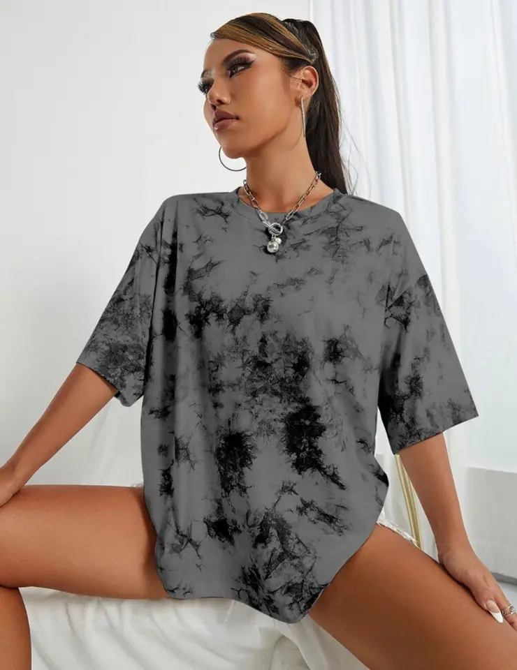 Remera tie dye gris negro
