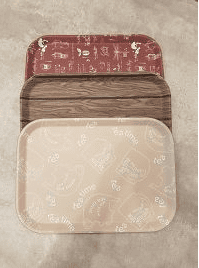 BANDEJA RECTANGULAR ANTIDESLIZANTE 36 X 26 CM DISEÑOS