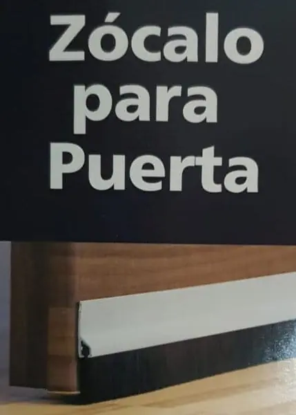 Zocalo para Puerta Autoadhesivo con Cepillo