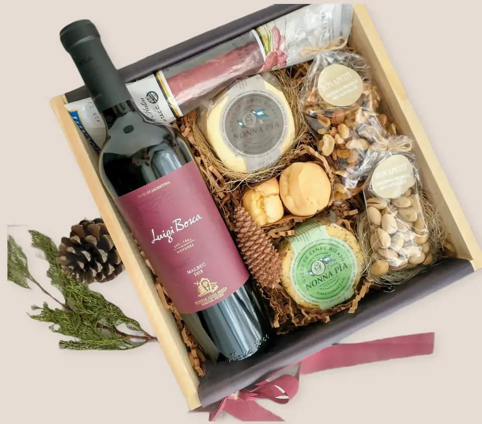 Box Wine & Cheese Premium