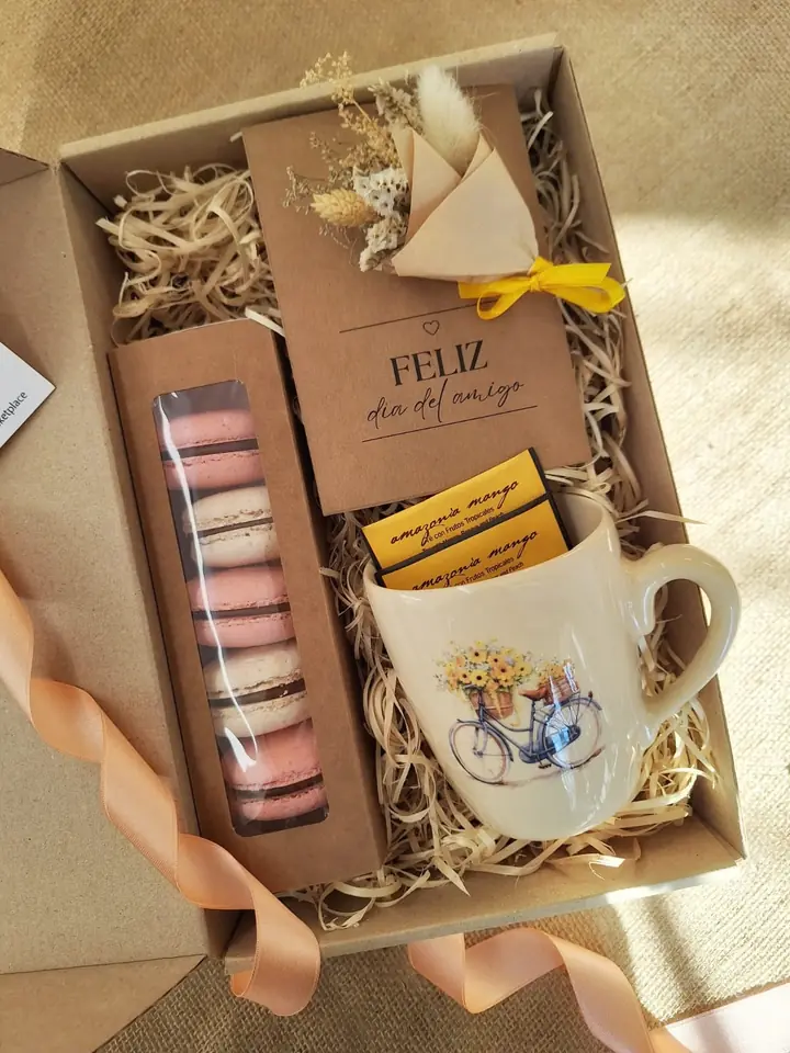 Box Amigas: "Flores, te y vos"