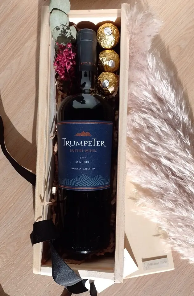 Wine Box Trumpeter