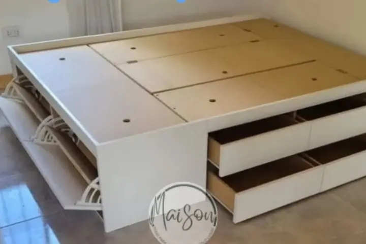 Cama box 8 cajones , zapateros rebatibles y baulera