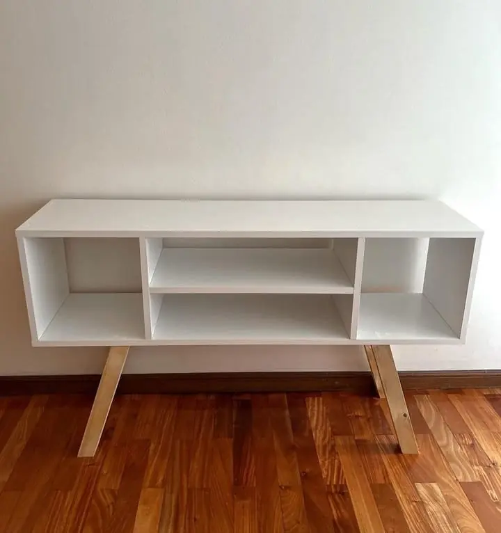 rack tv