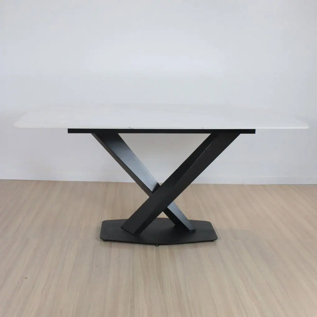 Mesa blas neolith rectangular  160 cm x 90 cm patas negras
