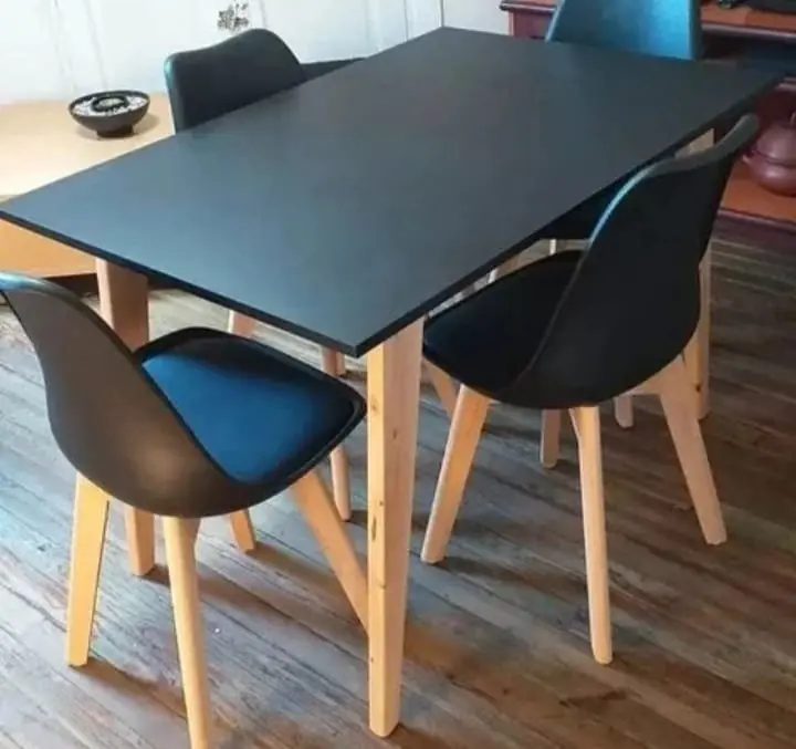 Mesa nórdica  120x80 y sillas tulip negras