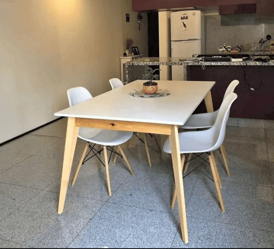 Mesa nórdica 120x80 + 4 sillas eames