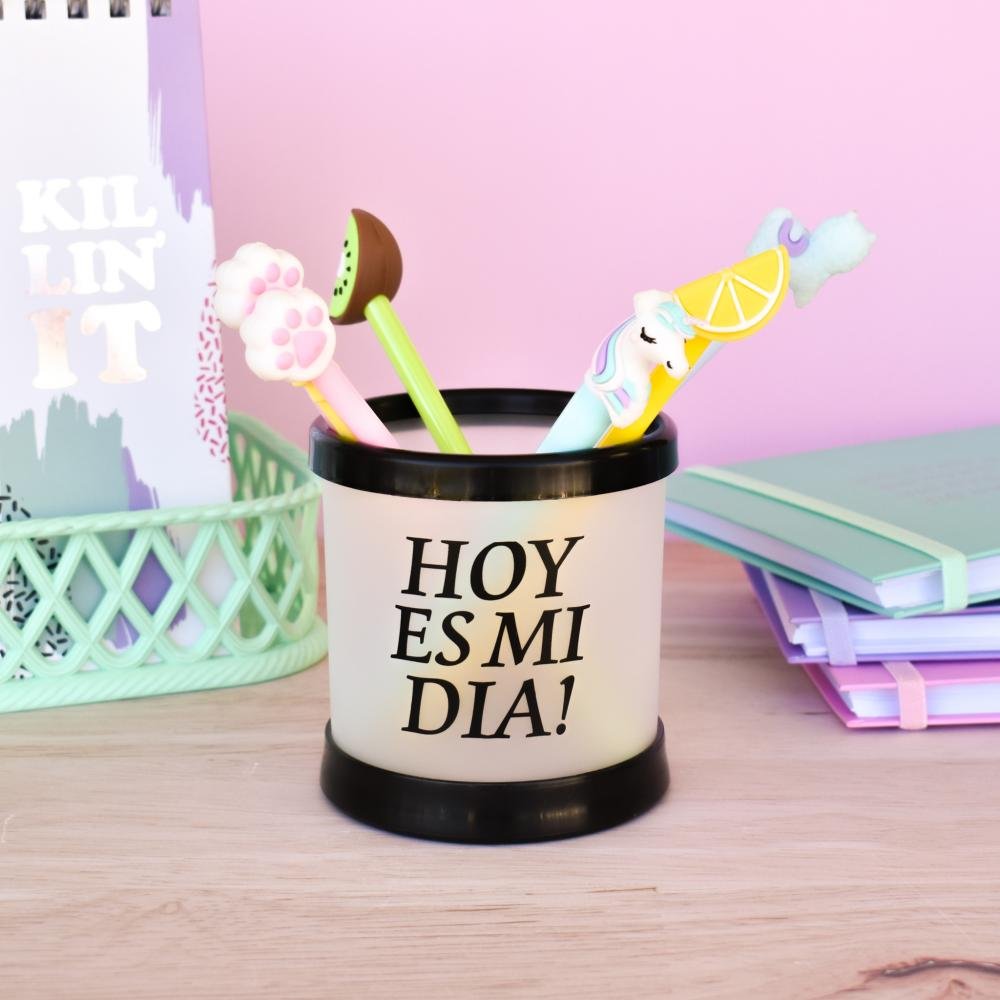 PortaLapiz de Plástico REDONDO - HOY ES MI DIA - NEGRO