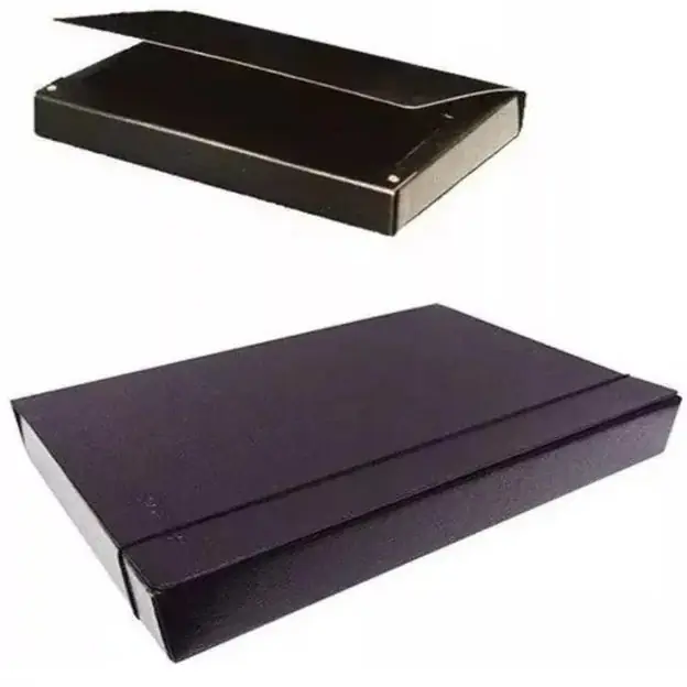 CAJA CON SOLAPAS // 3 CM FIBRA NEGRA //  C/ELASTICO **
