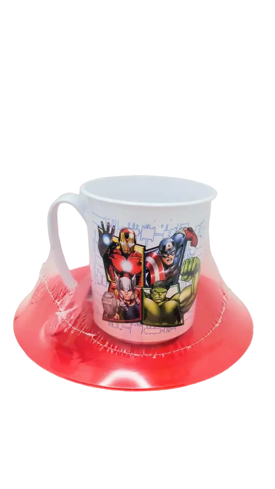SET DE * AVENGERS * TAZA + CUCHARA + PLATO (VENGADORES)