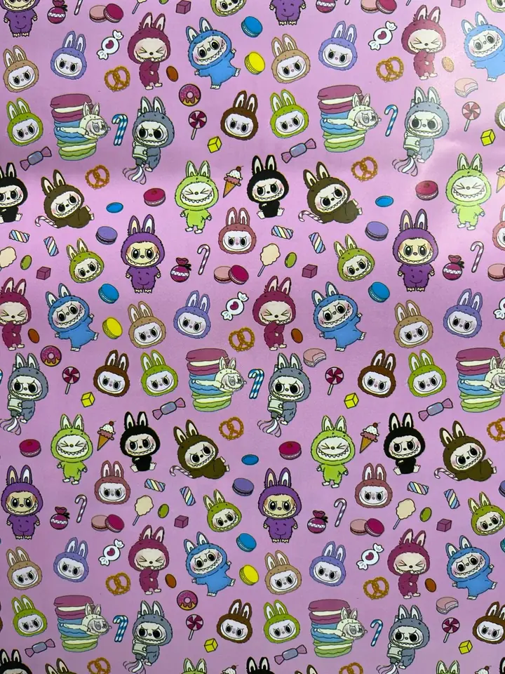 Papel de Regalo * Labubu * (Grande)