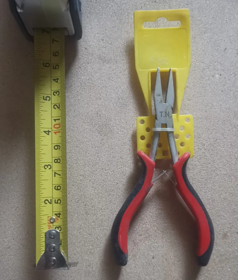 PINZA MINI 4.5" TN PUNTA PLANA LARGA (U200)