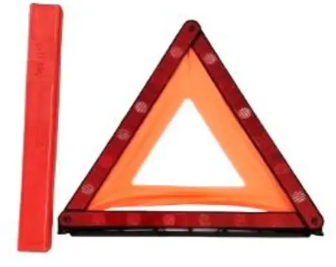 BALIZA TRIANGULO EN CAJA PLASTICA (U250) (NETO)