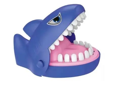 Baby Sharky Attack Tiburón Bebe Que Muerde Juguete Ditoys