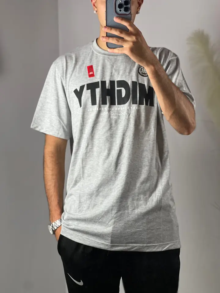 Buzo manga corta