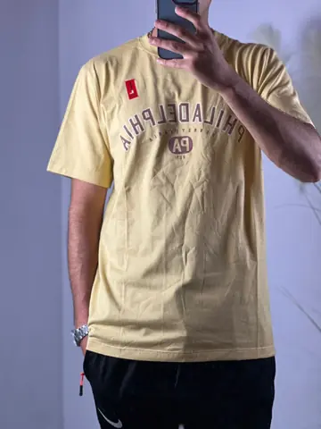 Buzo manga corta